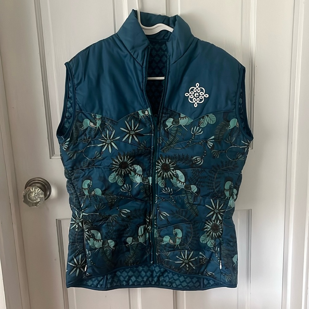NWT espoir puffy vest size M
